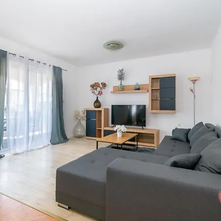 Modern With Private Pool