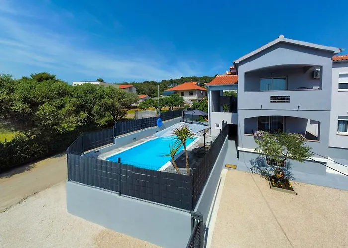 Modern With Private Pool * Bibinje